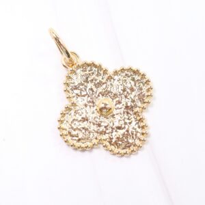 Camden Clover Charm Gold